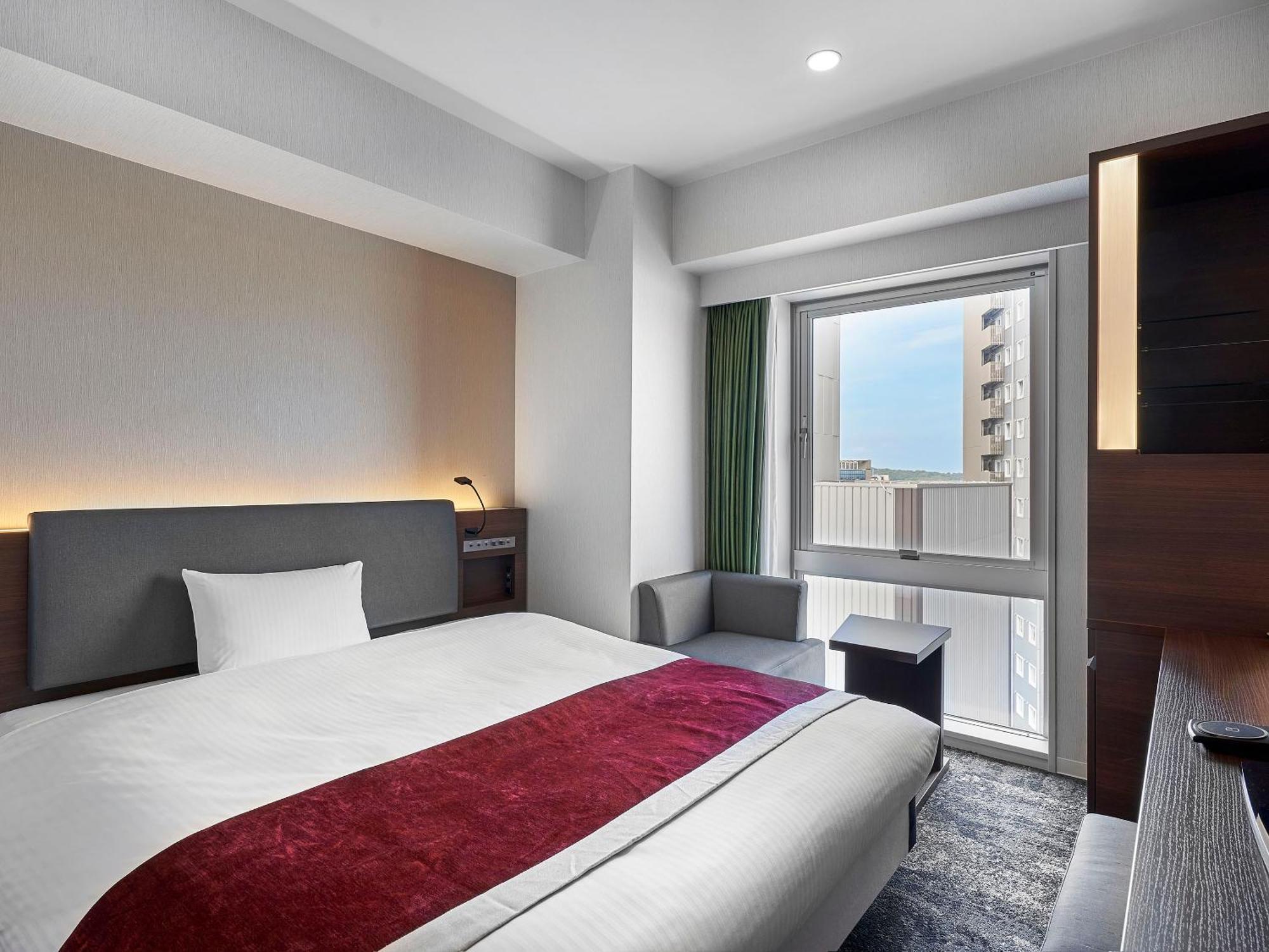Daiwa Roynet Hotel Toyama-Ekimae Екстер'єр фото