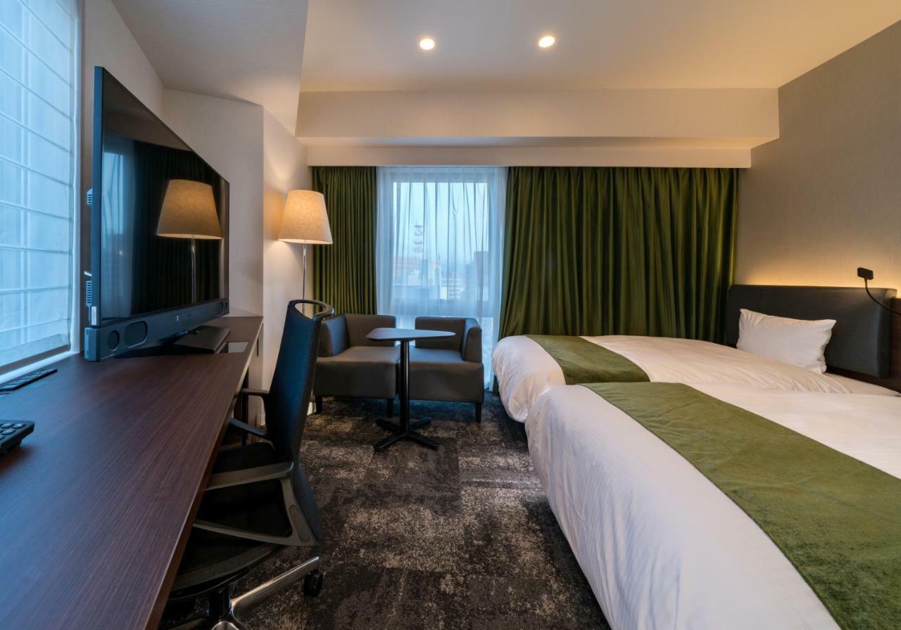 Daiwa Roynet Hotel Toyama-Ekimae Екстер'єр фото